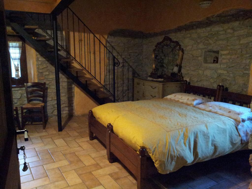 Agriturismo Cascina Ronchi Palazzago ภายนอก รูปภาพ